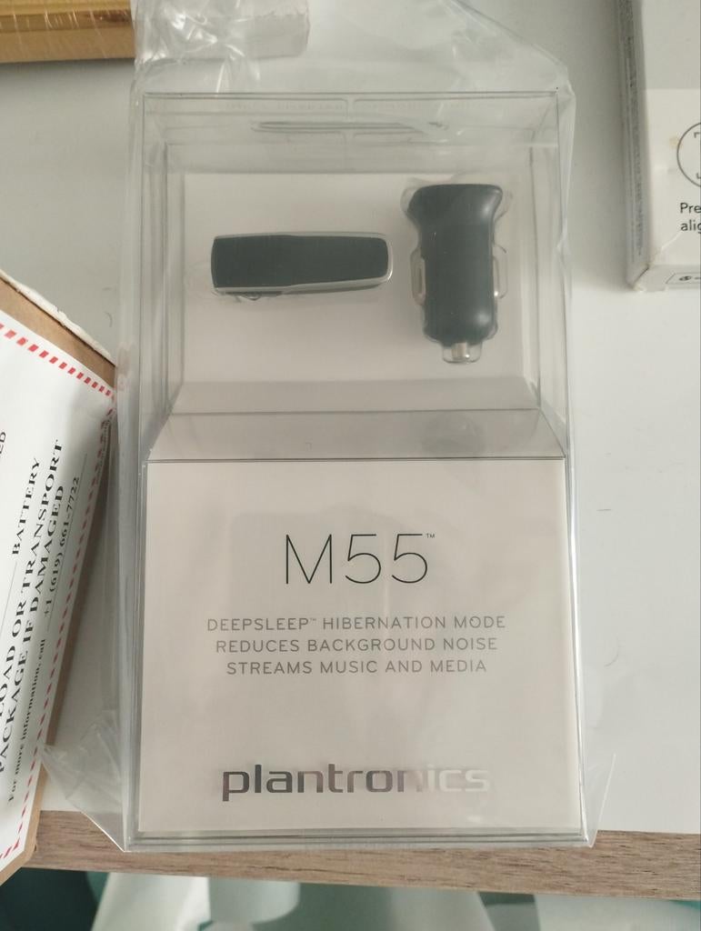Lot Oreillette bluetooth M55 plantronic neuf sous blister, Ophalen of Verzenden, Bluetooth