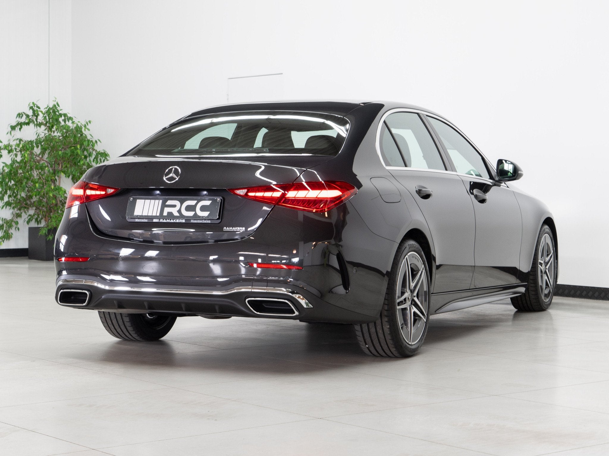 Mercedes-Benz C 180 Benzine:Mild-Hybrid AMG-line Memory LED, 4 deurs, Achterwielaandrijving, Gebruikt, Zwart