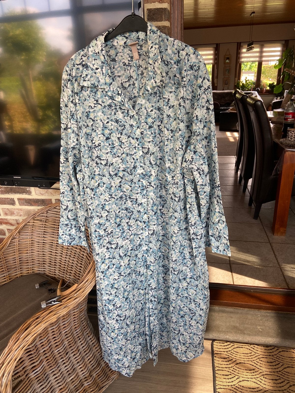 Nieuw kleed maat 50  lang, Enlèvement, Comme neuf