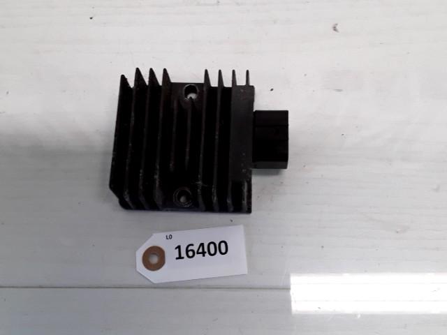 CB125R  2018 - 2019 Honda Spanningsregelaar D1-27603, Motoren