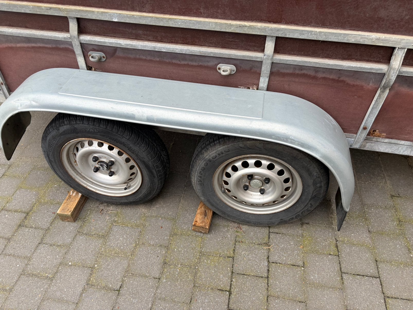 Aanhangwagen, Ophalen, Gebruikt