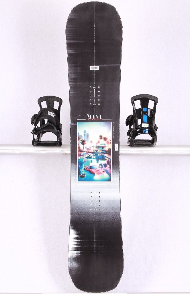138 cm kinder snowboard NITRO MINI THRILLS 2026, Black/grey, Sport en Fitness, Verzenden, Gebruikt, Board