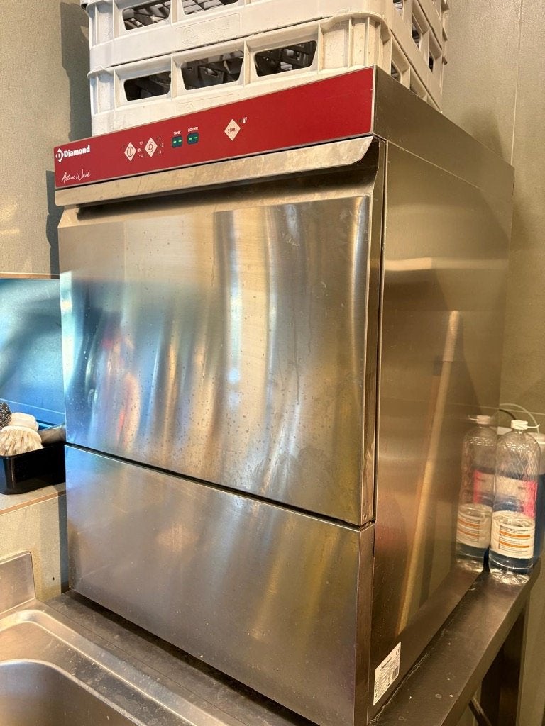 Lave vaisselle professionnel Diamond, Enlèvement, Utilisé, Laver et Sécher