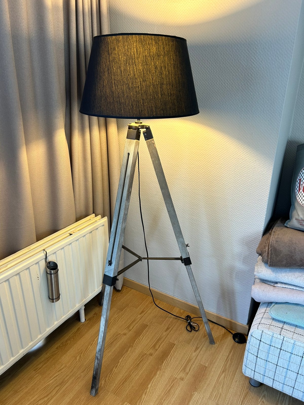 staande lamp decoratief vintage, Maison & Meubles, Vintage, Enlèvement, 100 à 150 cm, Bois