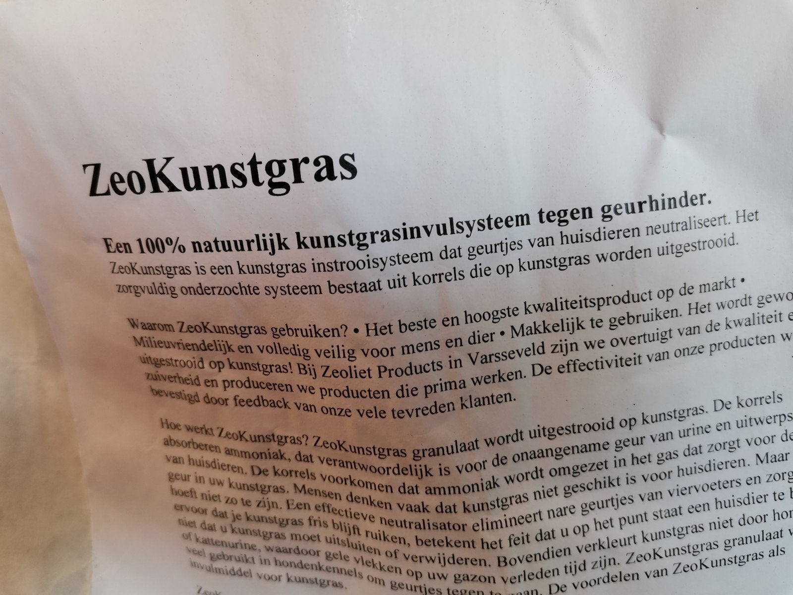 Zeoliet voor kunstgras, Ophalen, Kunstgras