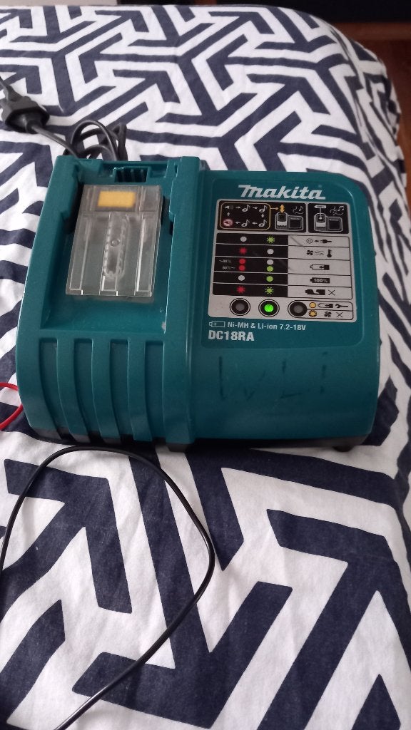 Chargeur  Nikita voir description, Enlèvement ou Envoi, Utilisé