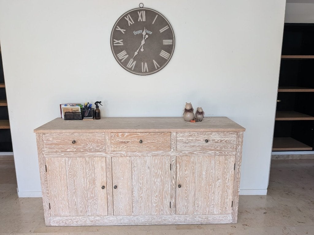 Mooie landelijke buffetkast / dressoir in lichte eikenlook., Ophalen