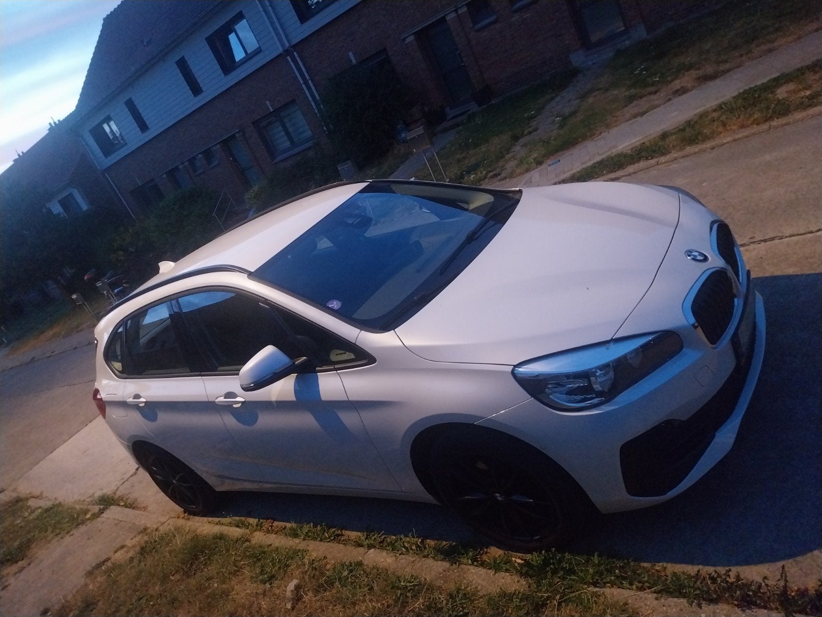 bmw serie2 active tourer 216i bj2019 benzine 69.000km, Auto's, Stof, Zwart, 2 Reeks Active Tourer, Handgeschakeld