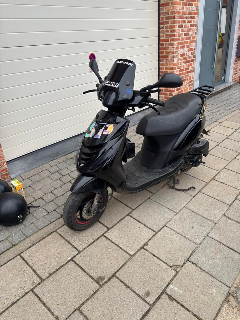 Zip a klasse 80cc, Ophalen