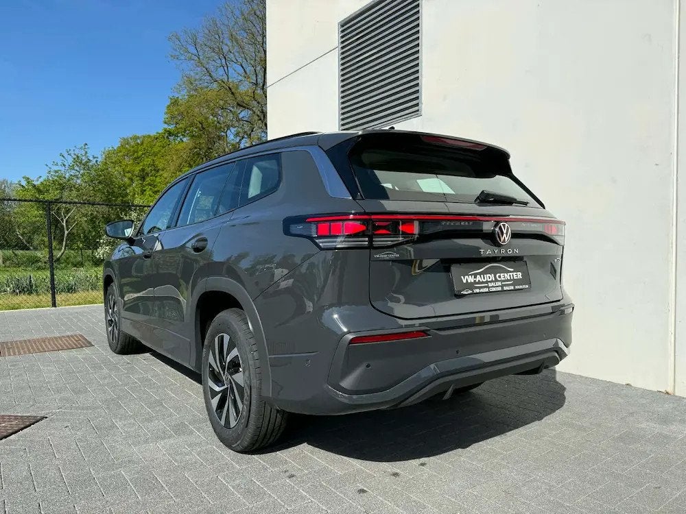 Volkswagen Tayron 1.5eTSI 150PK DSG APP CONNECT ACC PARK ASS, Auto's, Volkswagen, Automaat, Stof, Bedrijf, 5 zetels