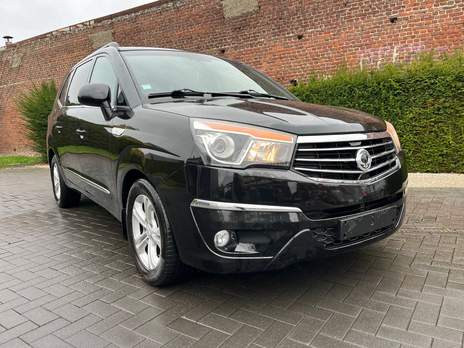 SsangYong Rodius 2016 diesel 147 000 km, , automatique, Autos, Cuir, Achat, Entreprise, 2 places