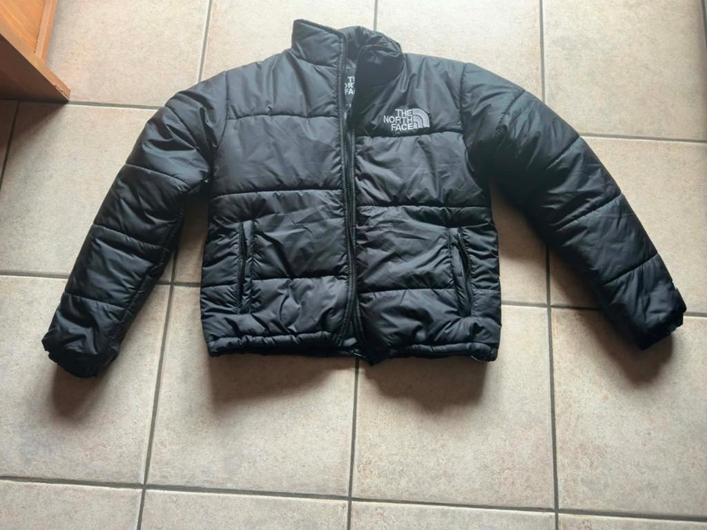 Veste The North Face noire, taille S, faite à la main, Enlèvement, Comme neuf, Taille 36 (S), Noir