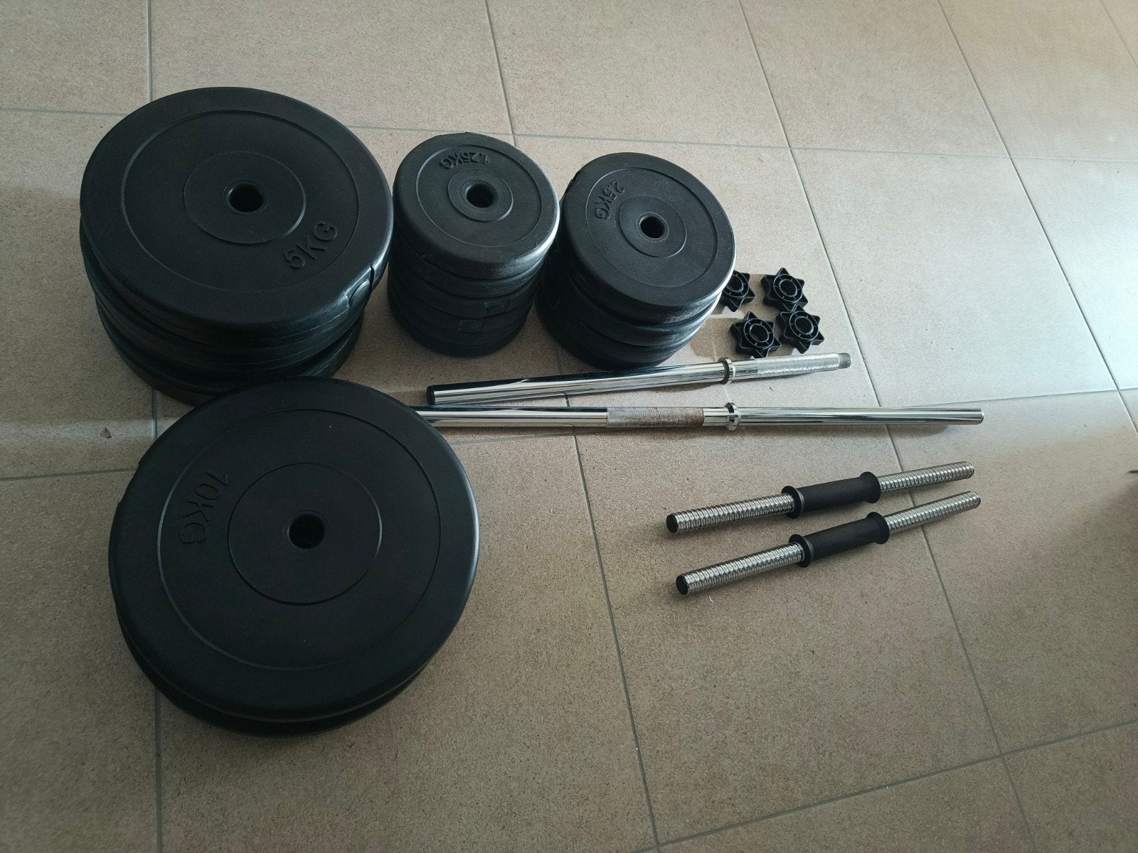 Halterset + bar + set gewichten, Sport en Fitness, Ophalen, Zo goed als nieuw, Halterset