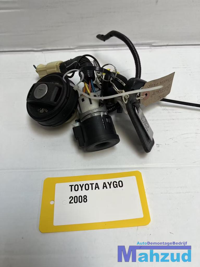 TOYOTA AYGO contactslot set 2005-2014, Auto-onderdelen, Info@toyota.co.jp, Gebruikt, Toyota Motor Corporation, Toyota-Cho 1
471-8571  Toyota City