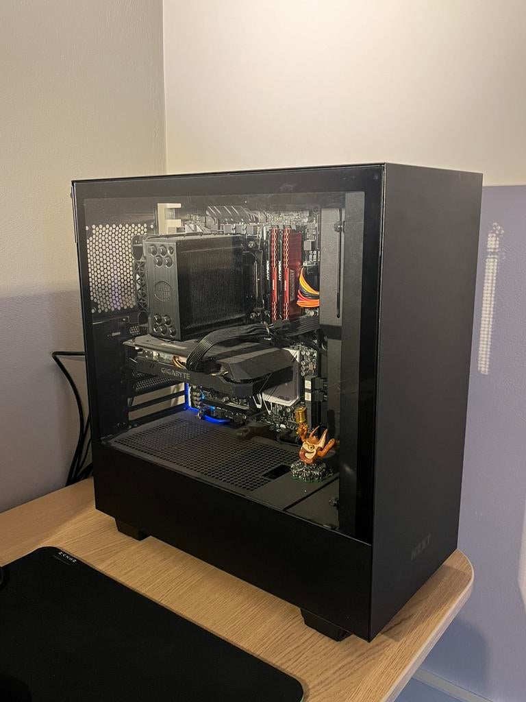 Game Computer, Computers en Software, Ophalen, Zo goed als nieuw, Gaming, SSD