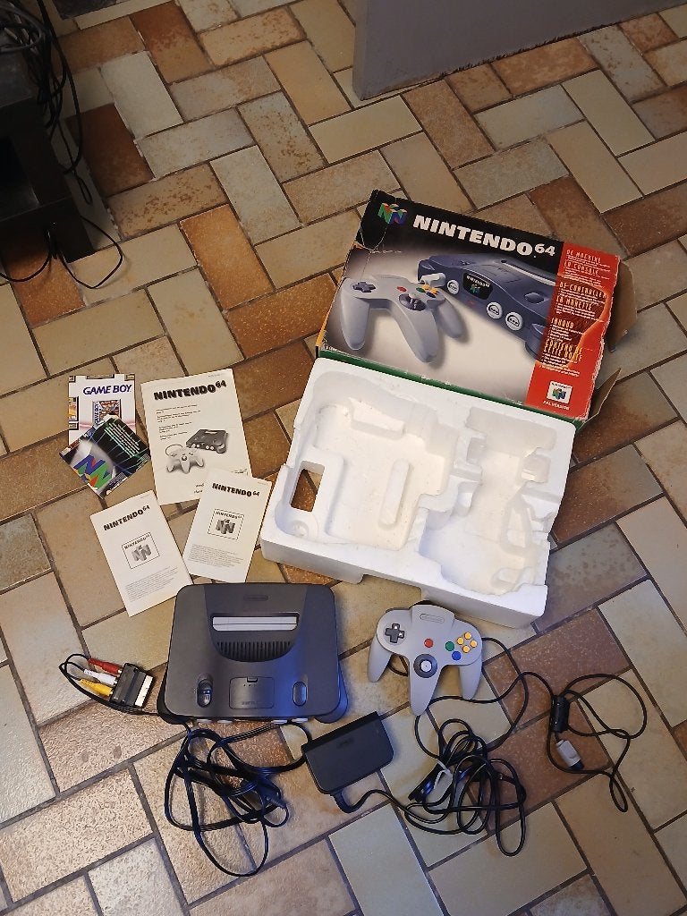 Nintendo 64 complète, Enlèvement, Utilisé, Avec 1 manette