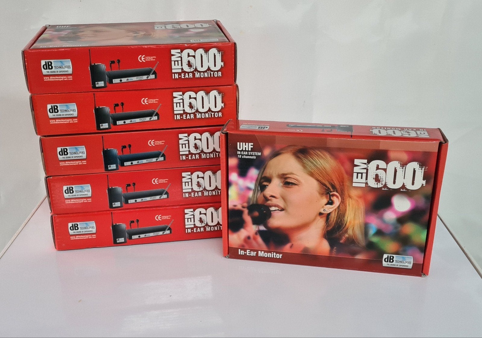 In-ear systeem voor band (pakket van 6stuks)  dB technologie, Muziek en Instrumenten, Ophalen of Verzenden, Zo goed als nieuw