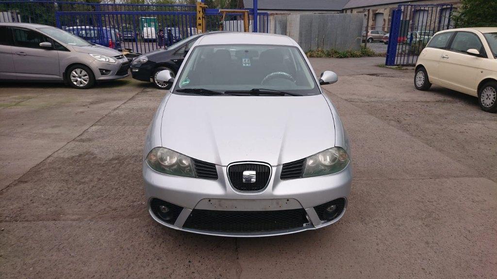Seat Ibiza 1400cc sport essence 2006 162000km clim GARANTIE, Autos, Argent ou Gris, Achat, Entreprise, Boîte manuelle