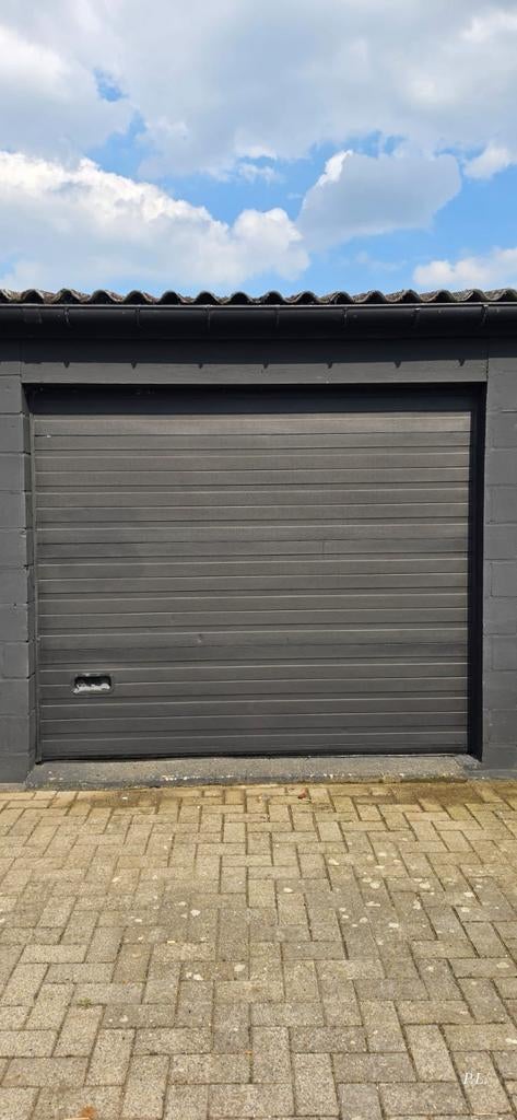 Garagepoort electrisch, Ophalen