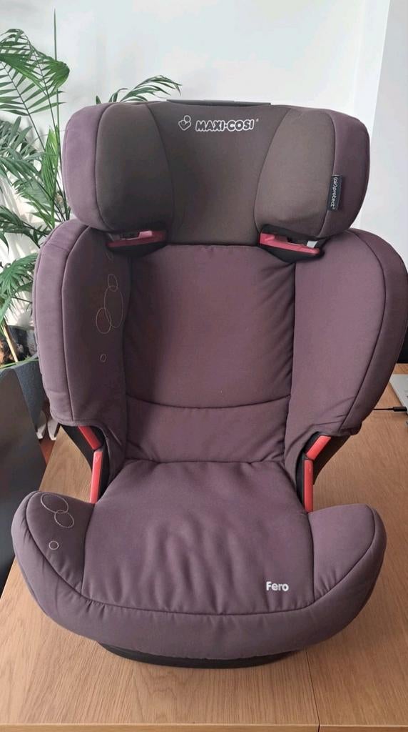 Siège 2ème et 3ème âge Maxi Cosy, Ophalen