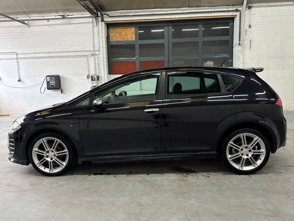 SEAT Leon 1.8 TFSI Businessline High | Trekhaak | Cruise con, Autos, Cuir, Achat, 1295 kg, Entreprise