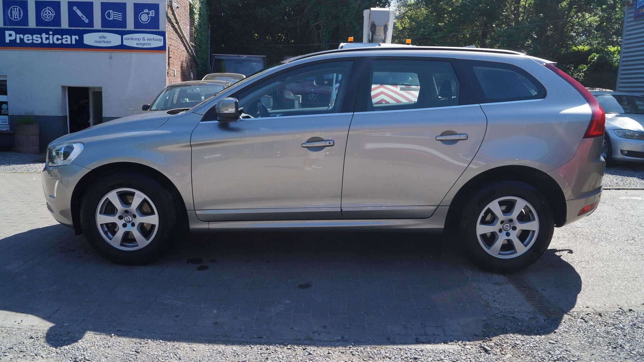 Volvo XC60 XC60 2.0 D4 Ocean Race Geartronic (automatique), Argent ou Gris, Achat, Euro 6, Entreprise