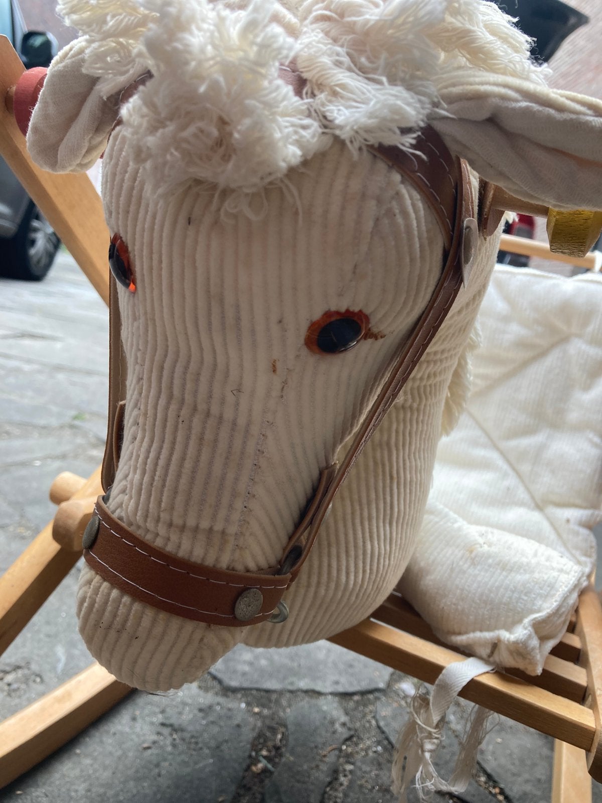 Vintage houten hobbelpaard – prachtig nostalgisch speelgoed, Kinderen en Baby's, Speelgoed | Hobbelfiguren, Ophalen, Zo goed als nieuw