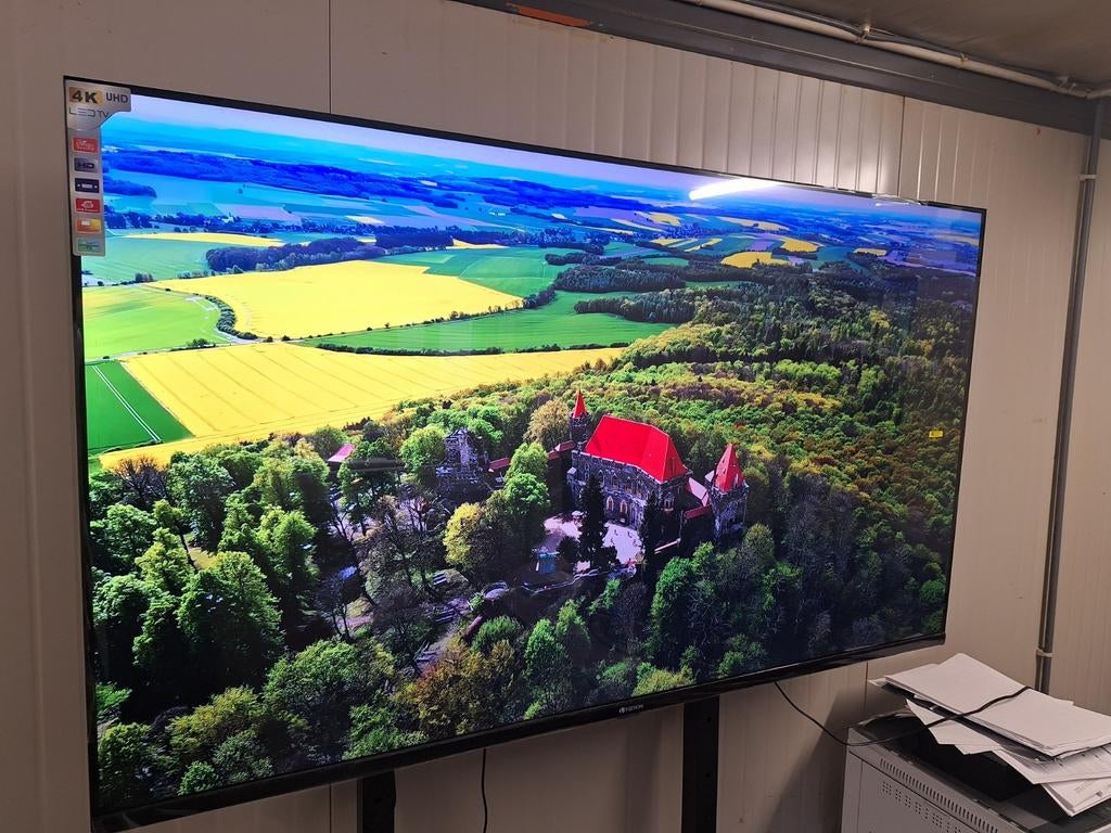 Smart Tv's vanaf 140€ nieuw in de doos garantie wifi youtube, Audio, Tv en Foto, Televisies, QLED, Samsung, Smart TV, Ophalen of Verzenden