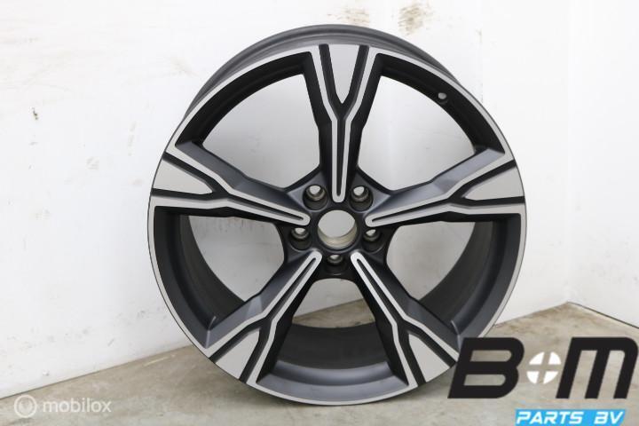 NIEUW! ORIGINEEL! 1 losse 20 inch velg Audi TT TTS 8S0071490, Gebruikt, Velg(en)