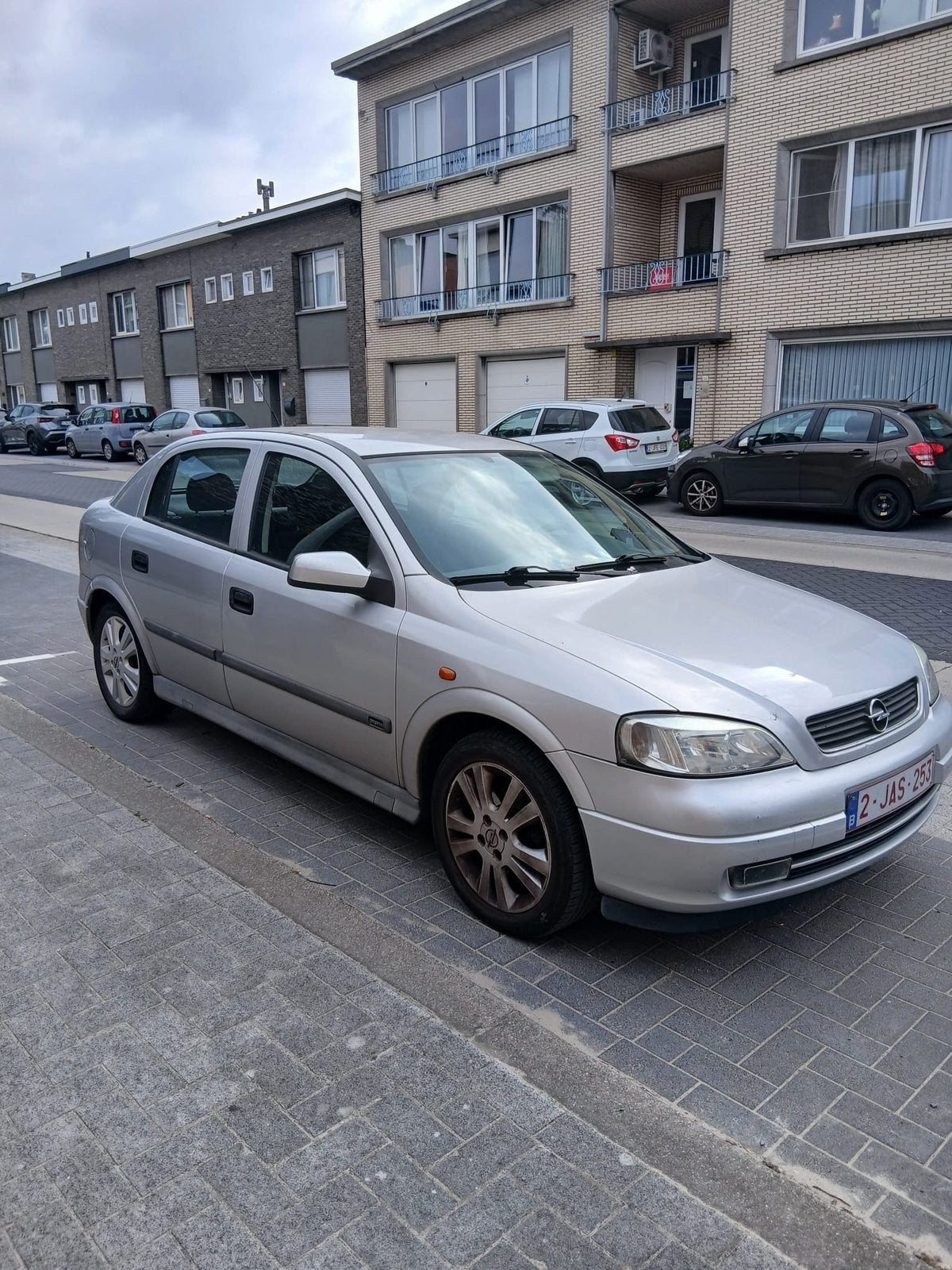 Opel Astra G hatchback (benzine) - overnamewagen zo meenemen, Autos, Opel, Particulier, Astra, Jantes en alliage léger, Essence