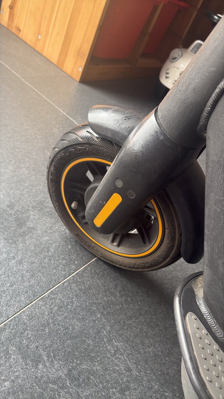 Ninebot G30 Max E2 en bon état avec sac, Vélos & Vélomoteurs, Enlèvement ou Envoi, Utilisé, Step électrique (E-scooter)