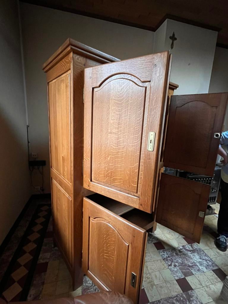 Tv- kast, Enlèvement, Utilisé