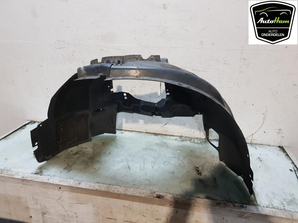 BINNENSPATSCHERM BMW X5 (F15) (01-2013/07-2018), Gebruikt, BMW, Spatbord