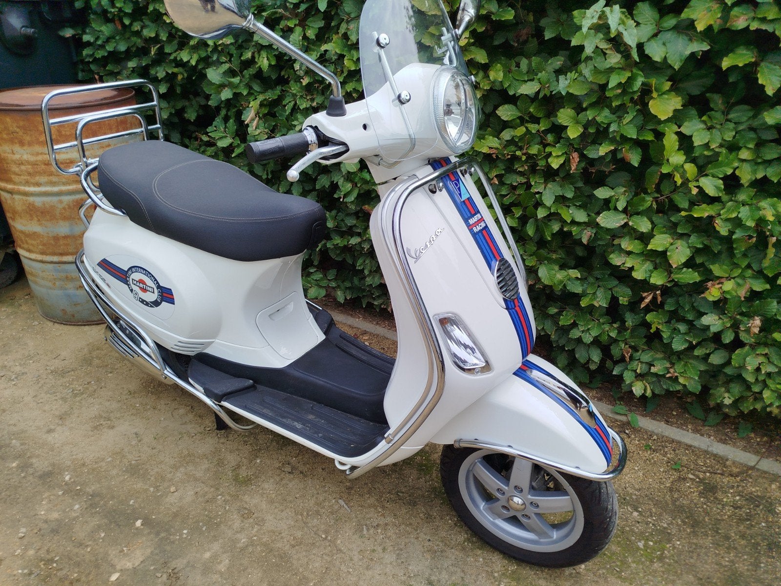 Vespa LX 125ie Martini Racing uitvoering, Scooter, Particulier, 125 cc, 11 kW of minder
