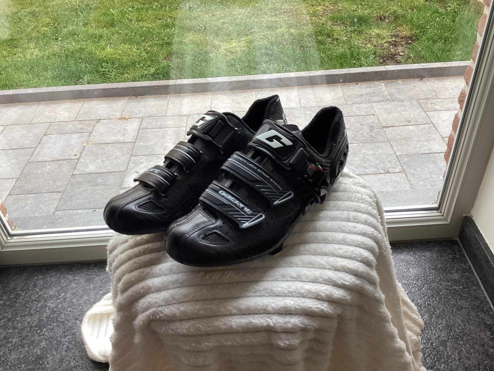 Chaussures Koers, neuves, taille 39., Enlèvement, Chaussures