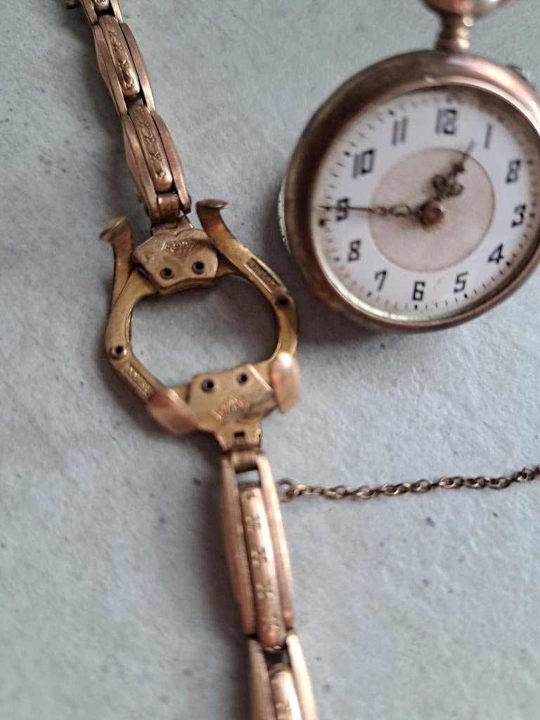 Zakhorloge in armband, Handtassen en Accessoires, Ophalen of Verzenden, Zakhorloge