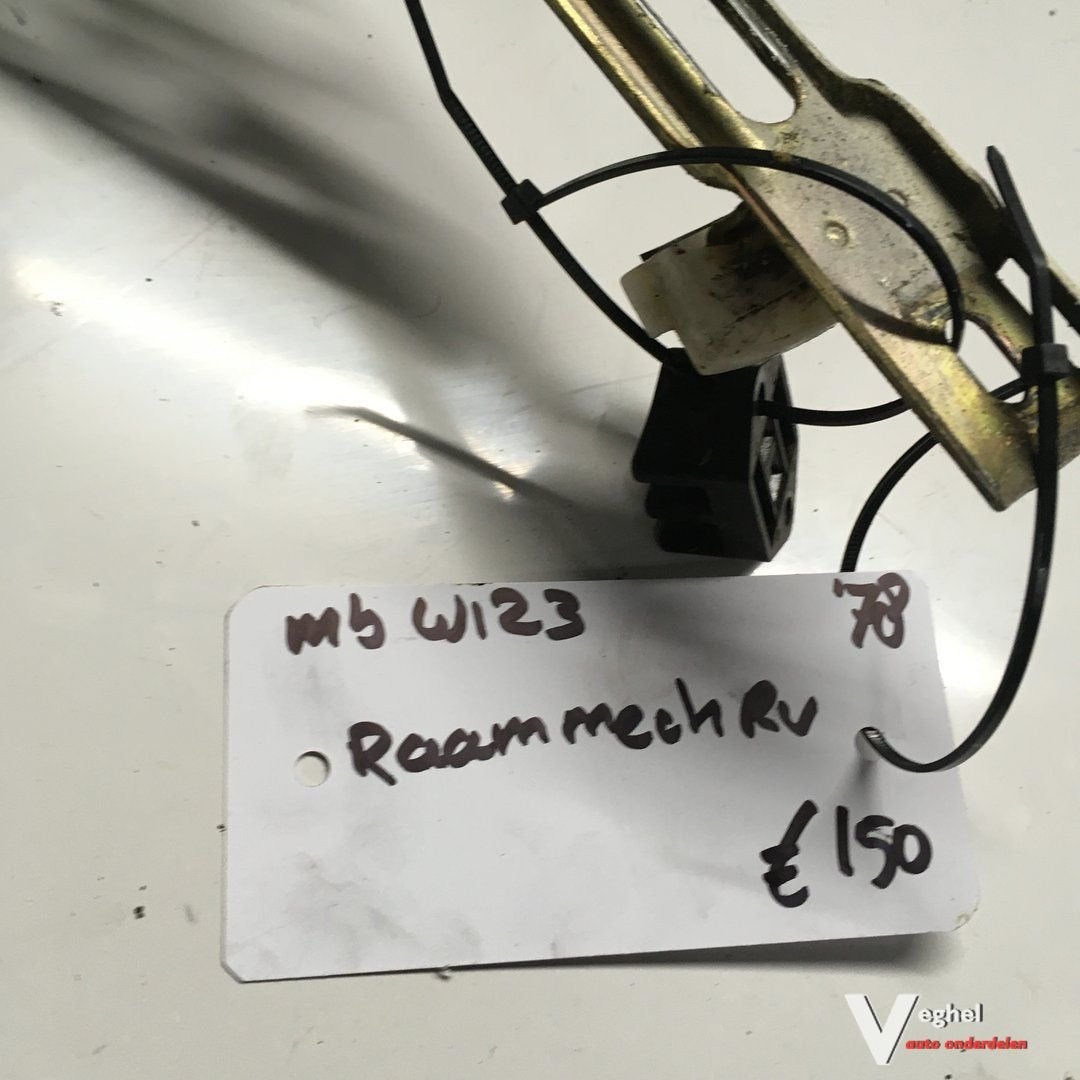 W123 1978  Elektr Raammechanisme  Rechtsvoor met motor, Auto-onderdelen, Ruiten en Toebehoren, Gebruikt, Ophalen of Verzenden
