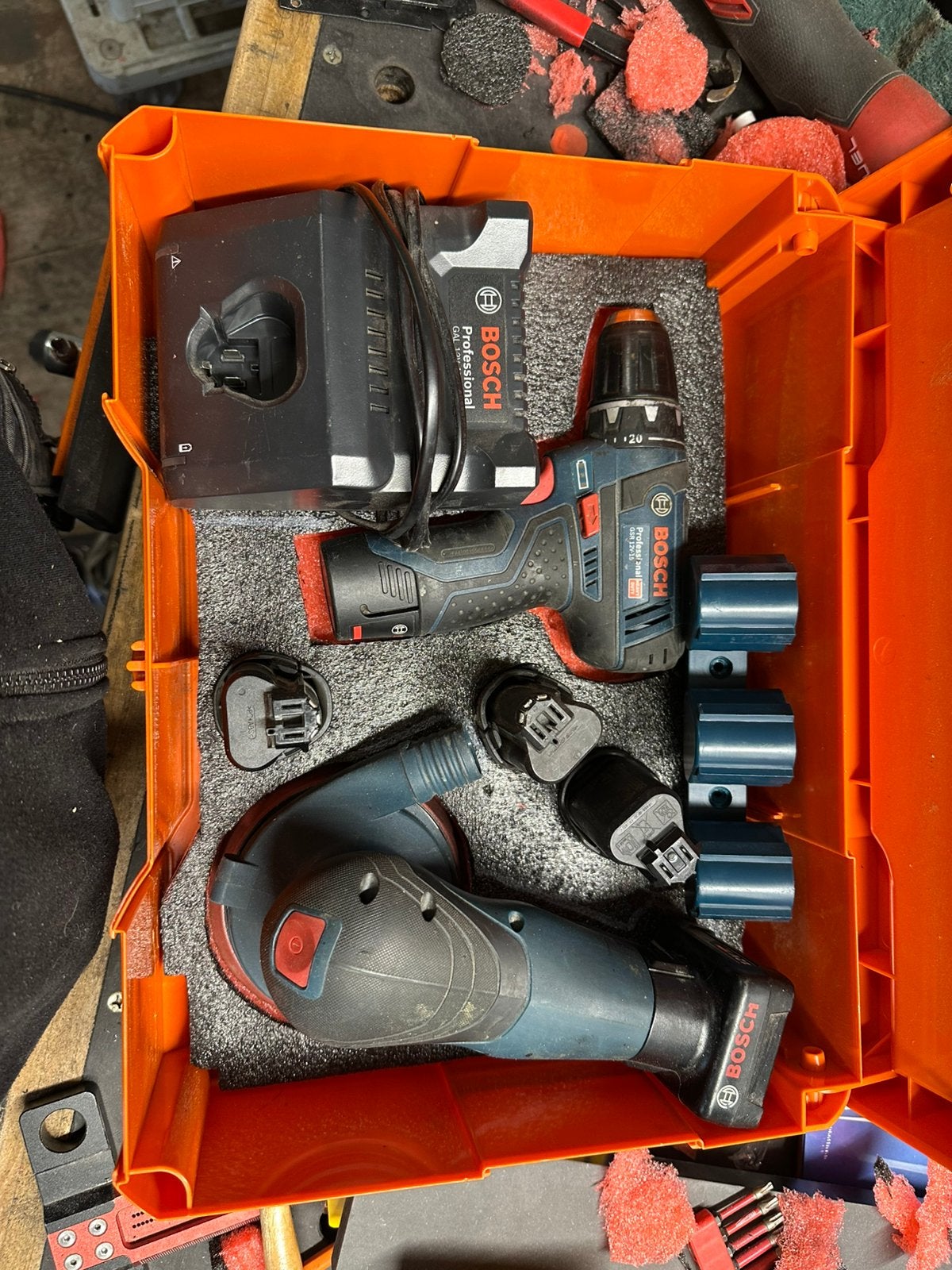 Bosch professional 12v schuurmachine en boormachine, Doe-het-zelf en Bouw, Gereedschap | Boormachines, Zo goed als nieuw, Ophalen
