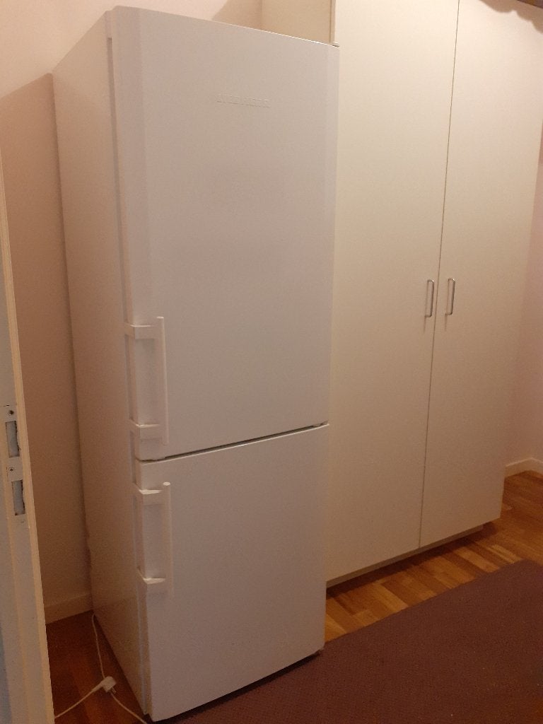 Réfrigérateur-congélateur Liebherr NoFrost - Excellent état!, Electroménager, 160 cm ou plus, Enlèvement, Utilisé, 200 litres ou plus