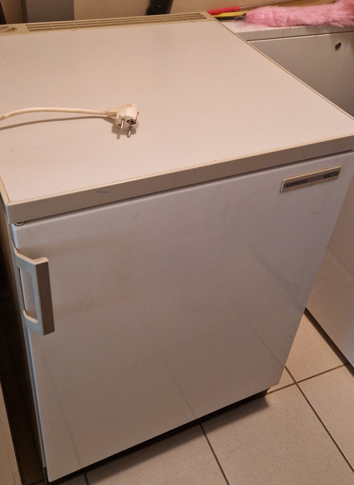 Diepvries tafelmodel, Elektronische apparatuur, Vriezers en Diepvrieskisten, Vrieskast, Gebruikt, Minder dan 85 cm, Ophalen of Verzenden