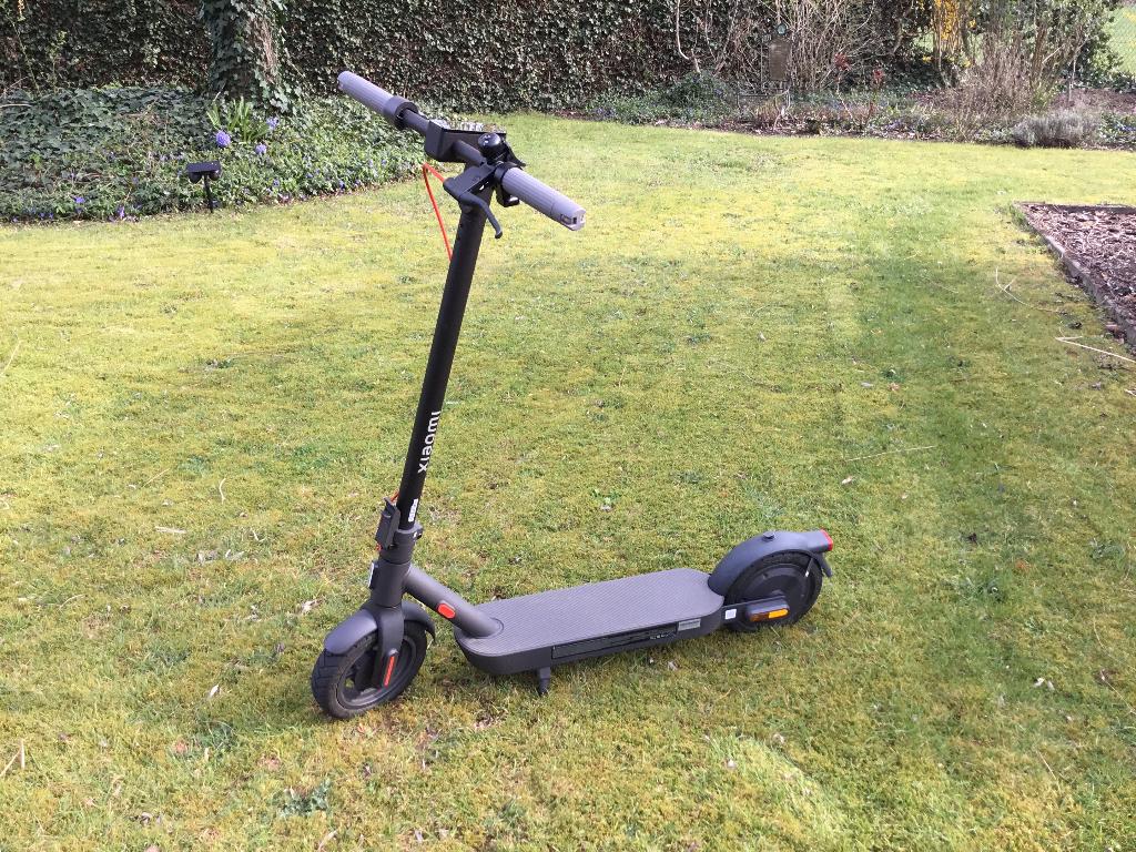 Electrische step Xiaomi 4 pro, Fietsen en Brommers, Steps, Ophalen, Zo goed als nieuw, Elektrische step (E-scooter), Xiaomi