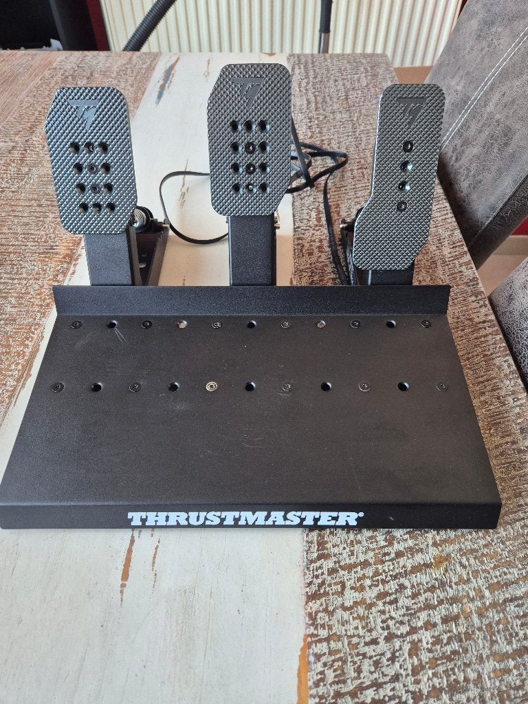 Thrustmaster pedaal set, Consoles de jeu & Jeux vidéo, Consoles de jeu | Sony PlayStation 5, Enlèvement, Comme neuf, Playstation 5