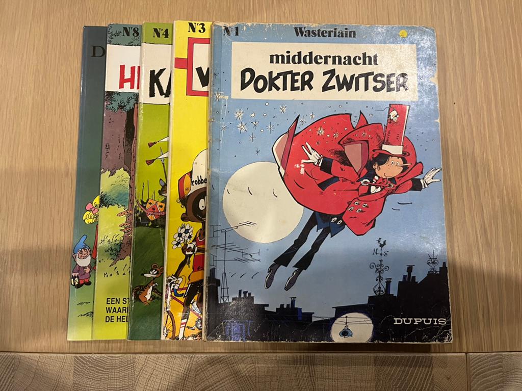 Dokter Zwitser - 1,3,4,8 + andere uitgave, Boeken, Meerdere stripboeken, Ophalen of Verzenden