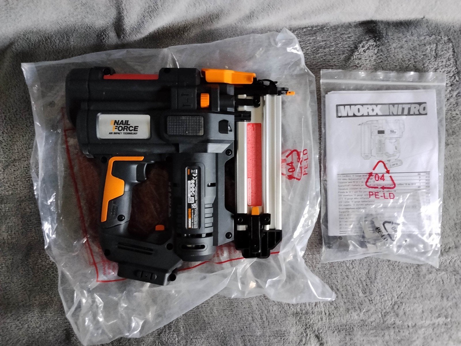 Worx clouteuse wx842.9, Bricolage & Construction, Enlèvement