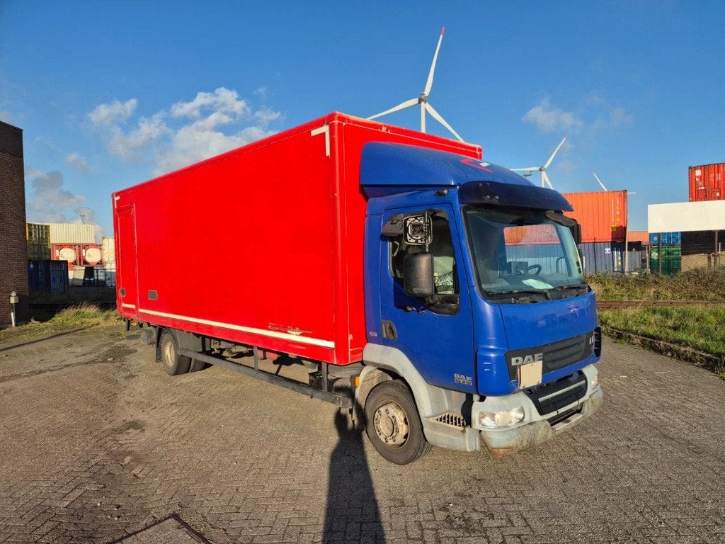 DAF LF 210 FA EEV (année de construction 2012), Autos, Euro 5, Achat, Entreprise, 210 ch