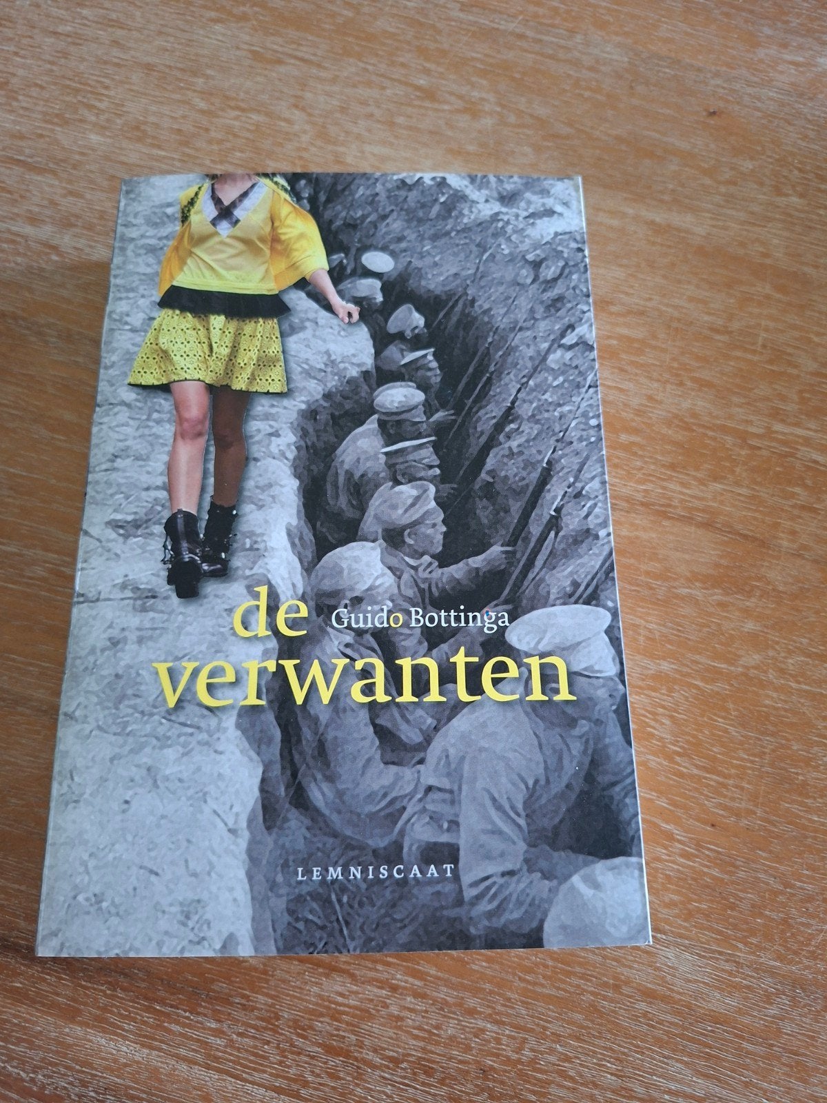 Boek de verwanten, Ophalen of Verzenden, Nieuw