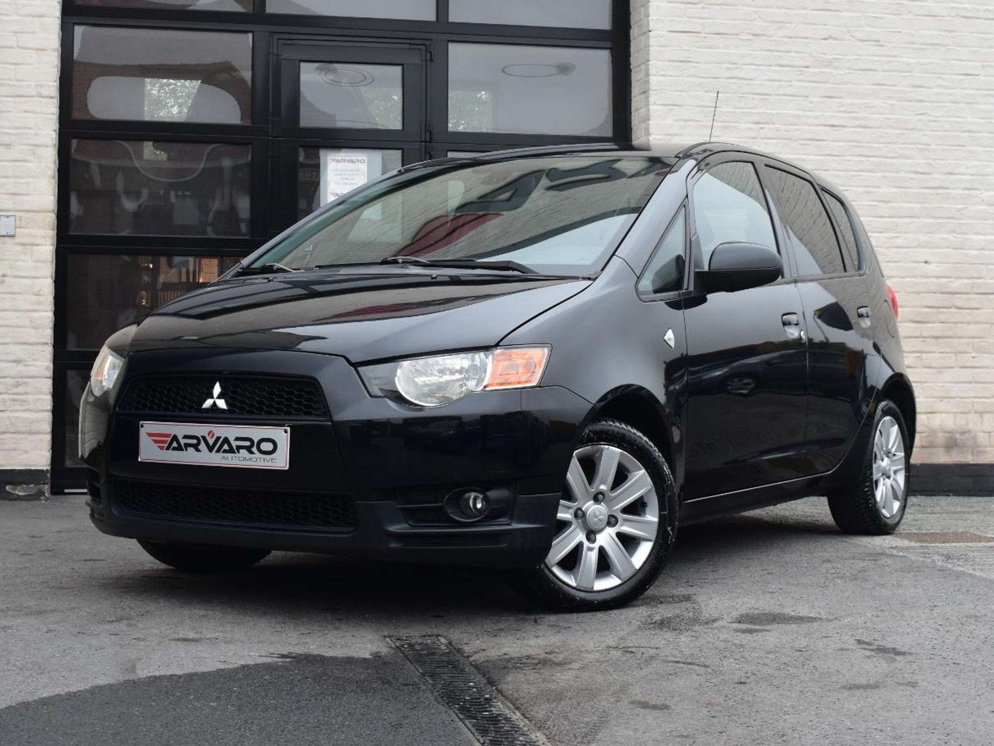 Mitsubishi Colt 1.3i CityZ Automaat / PDC / Airco / Carplay, Auto's, Euro 5, Stof, Gebruikt, Zwart