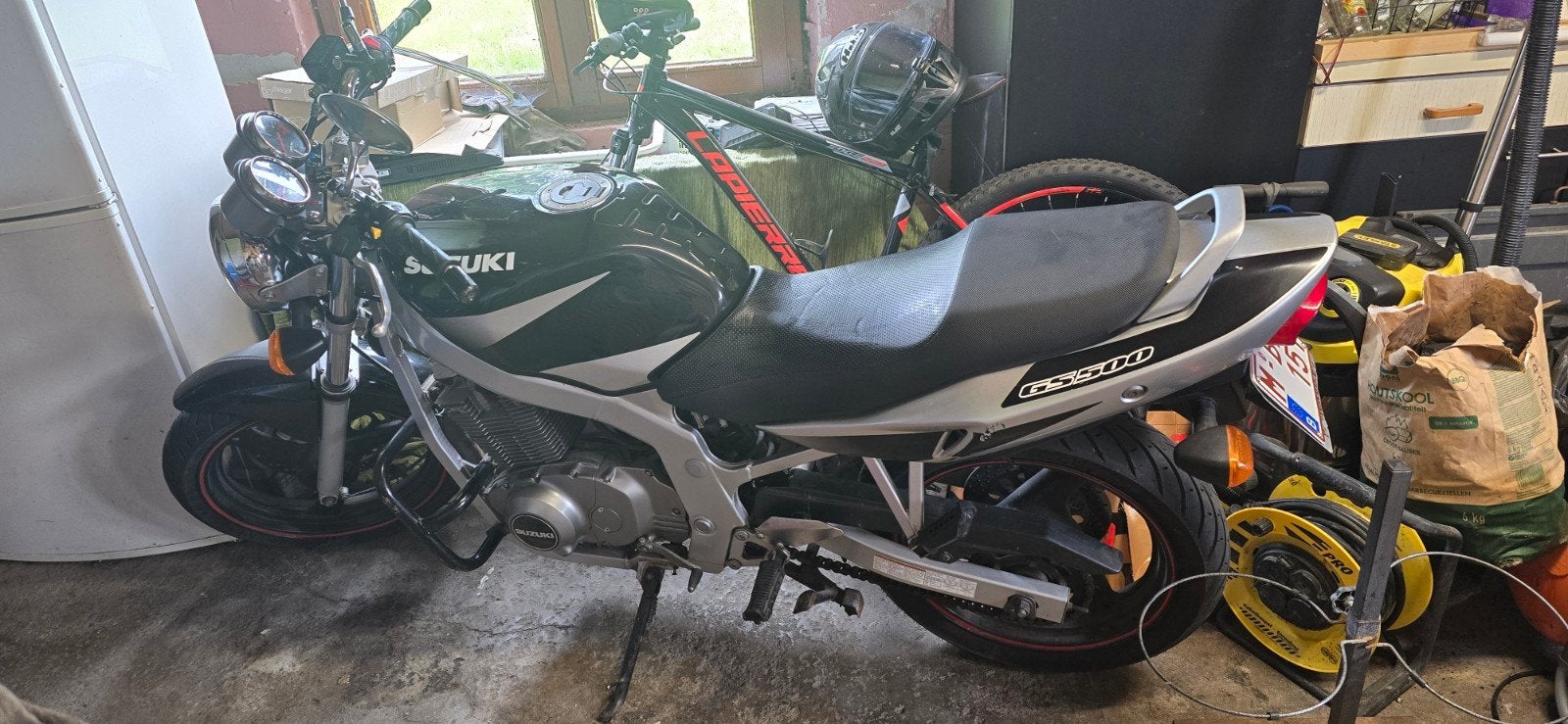 Suzuki GS500, Motos, Motos | Suzuki, Particulier