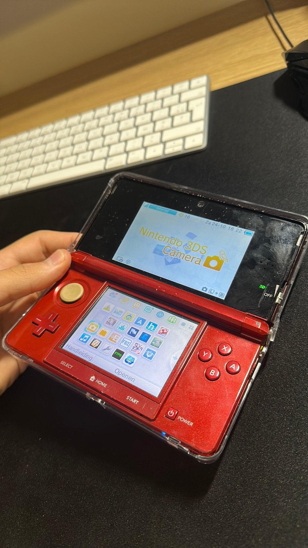 Nintendo 3DS Rood (Jailbroken/CFW) + Beschermhoes + Topgames, Gebruikt, 3DS, Rood, Ophalen