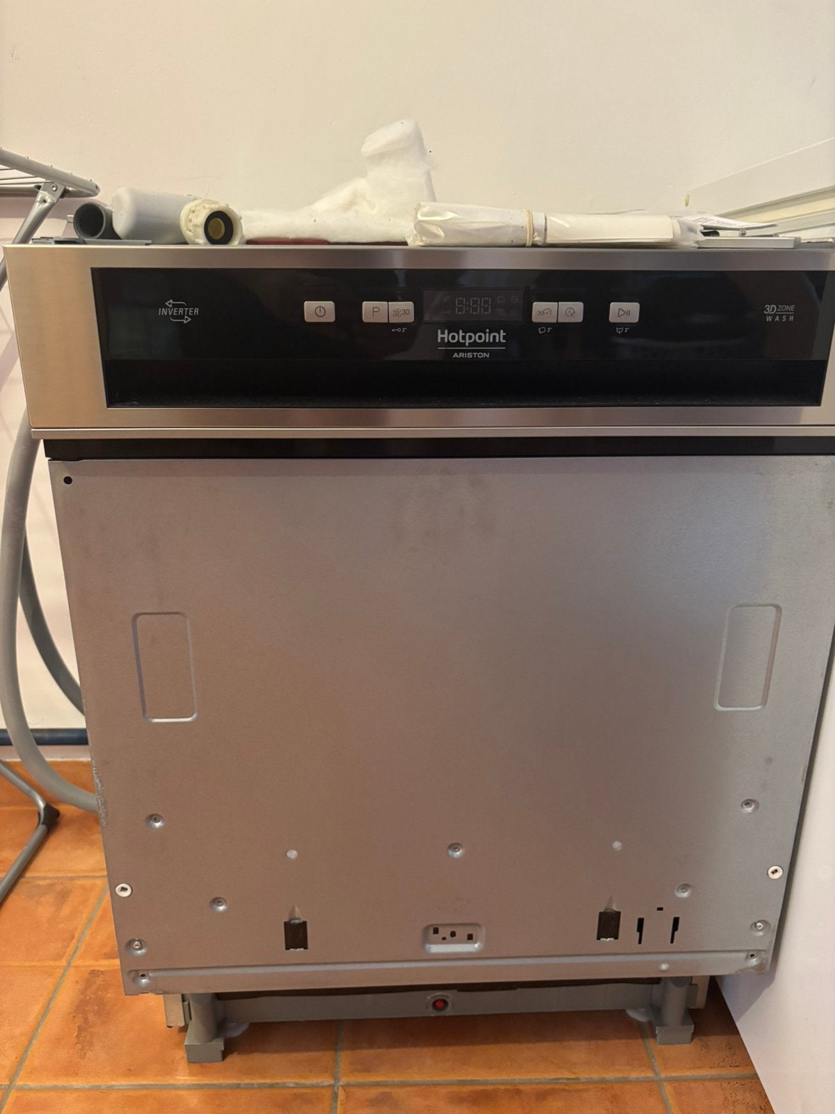 Lave-Vaisselle HOTPOINT ARISTONsemi encastrable utilise 1 an, Electroménager, Lave-vaisselle, Enlèvement, Comme neuf, Encastré